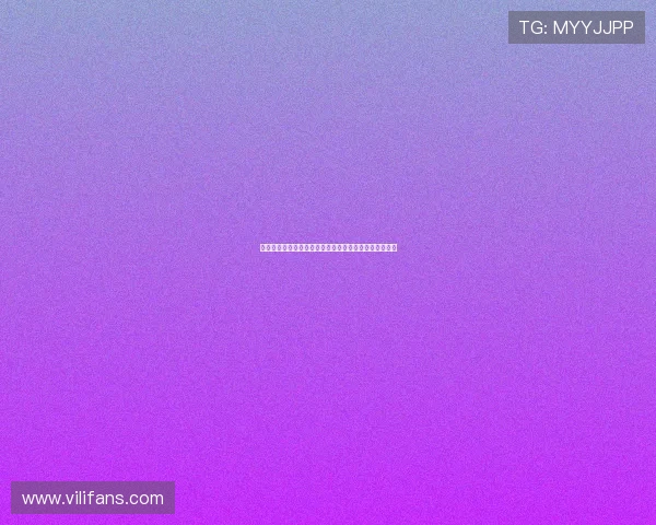 章泽天晒网球服骑车照与刘强东穿情侣鞋甜蜜合照引热议 章泽天晒网球服骑车照与刘强东穿情侣鞋甜蜜合照引热议